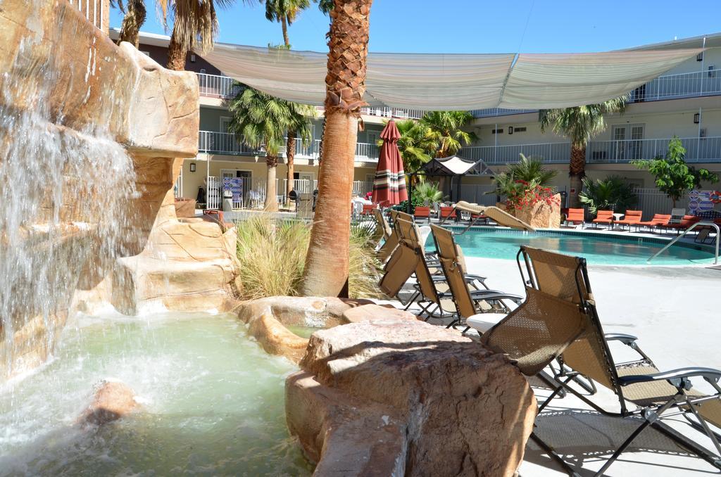 Hyundae Resort And Spa ديزيرت هوت سبرينغز المظهر الخارجي الصورة