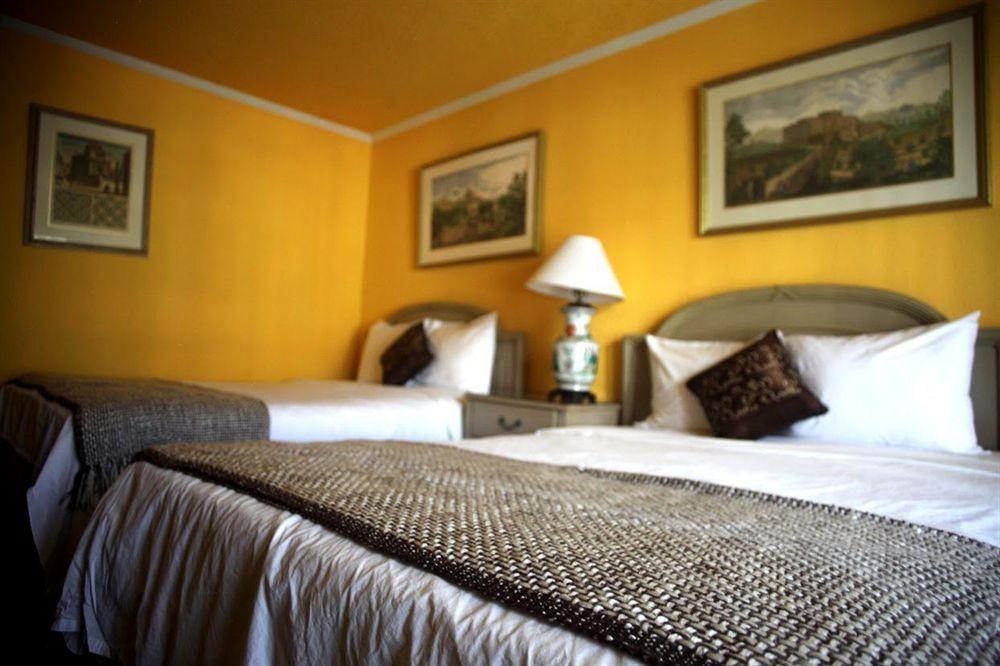 Hyundae Resort And Spa ديزيرت هوت سبرينغز المظهر الخارجي الصورة